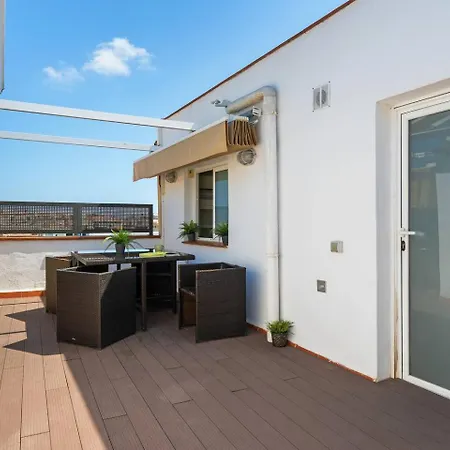 Lägenhet Rooftop Terrace Bbq In Gracia Ac *